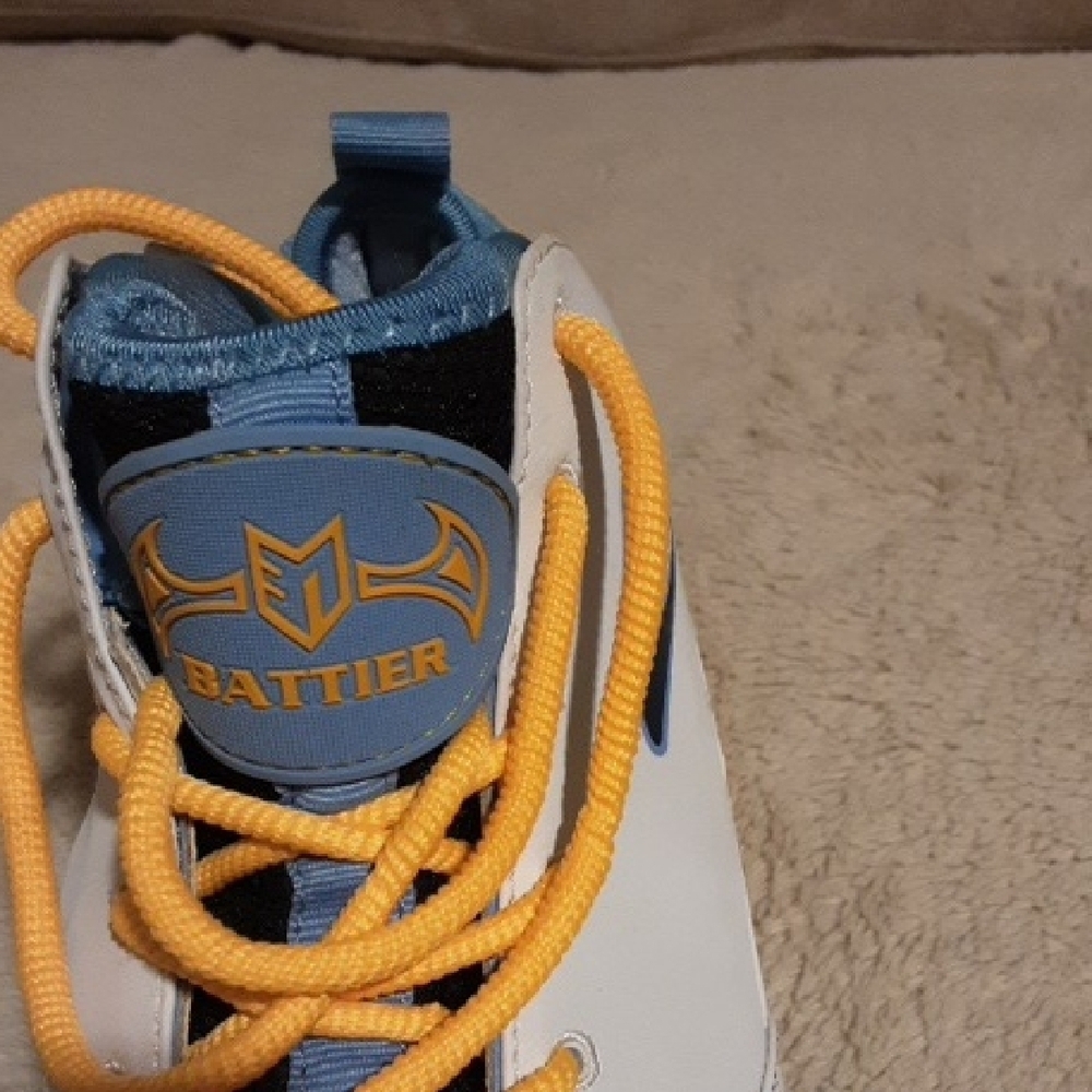 PEAK SHANE BATTIER VI HOME SIZE 12. - Picture 2 of 13